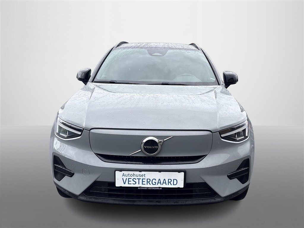 Volvo XC40 Recharge Extended Range Plus 252HK 5d Aut. - Image 21
