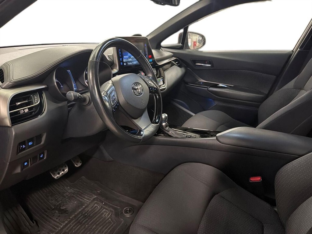 Toyota C-HR 1,8 Hybrid C-LUB Multidrive S 122HK 5d Aut. - Image 18