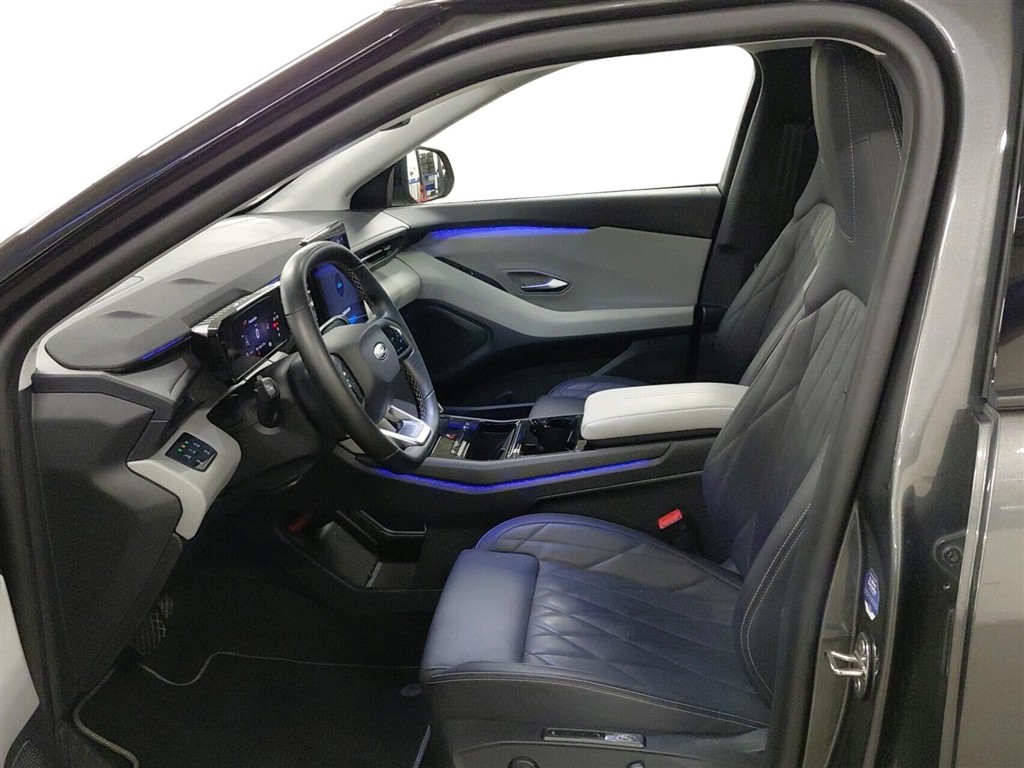 Ford Explorer EL UR Premium AWD 340HK 5d Aut. - Image 4