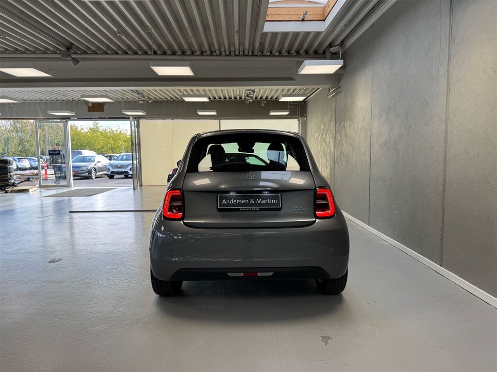 Fiat 500e EL Icon Pack 95HK 3d Aut. - Image 7