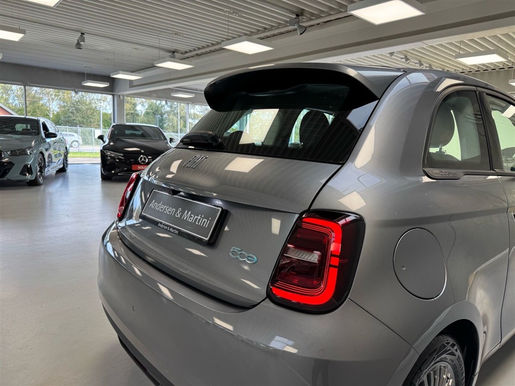 Fiat 500e EL Icon Pack 95HK 3d Aut. - Image 8