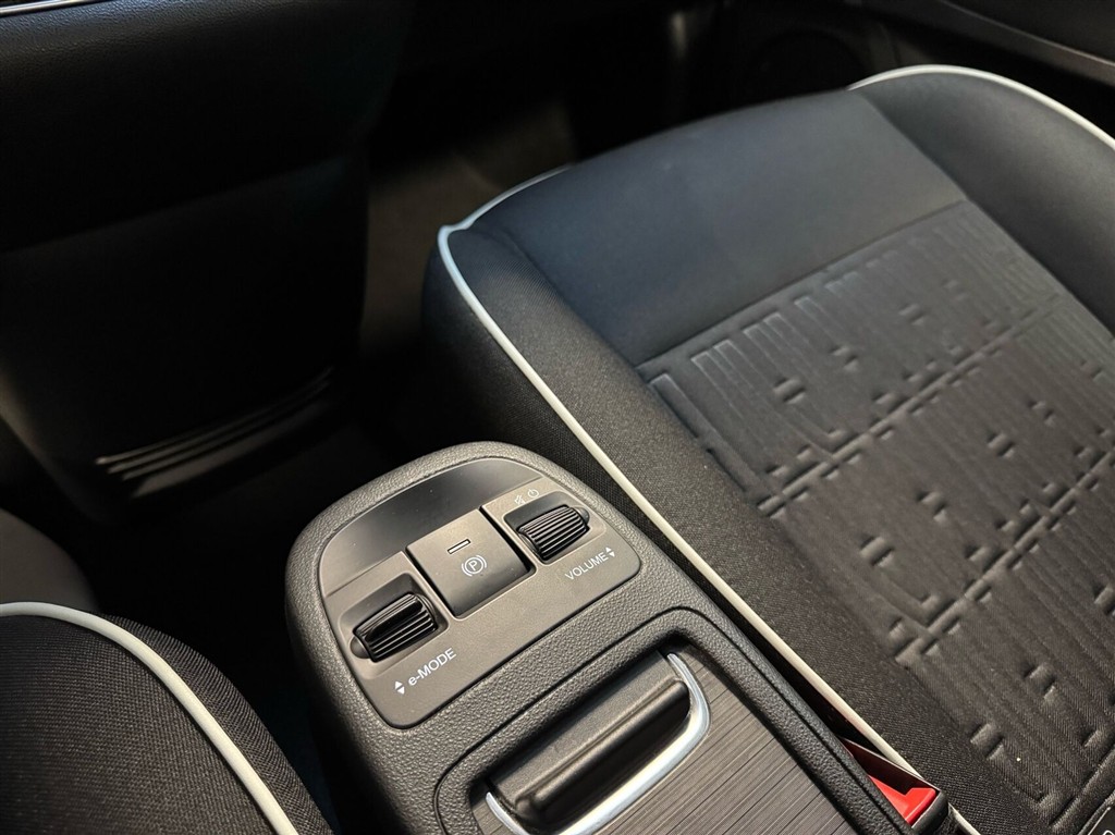 Fiat 500e EL Icon Pack 118HK 3d Aut. - Image 19