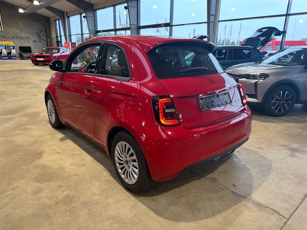 Fiat 500e EL RED 95HK 3d Aut. - Image 2