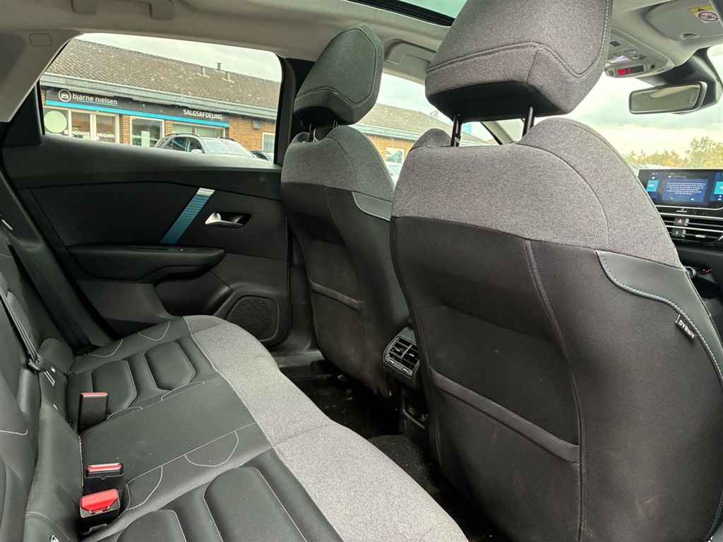 Citroën e-C4 X EL Palais Sky 136HK 5d Aut. - Image 4