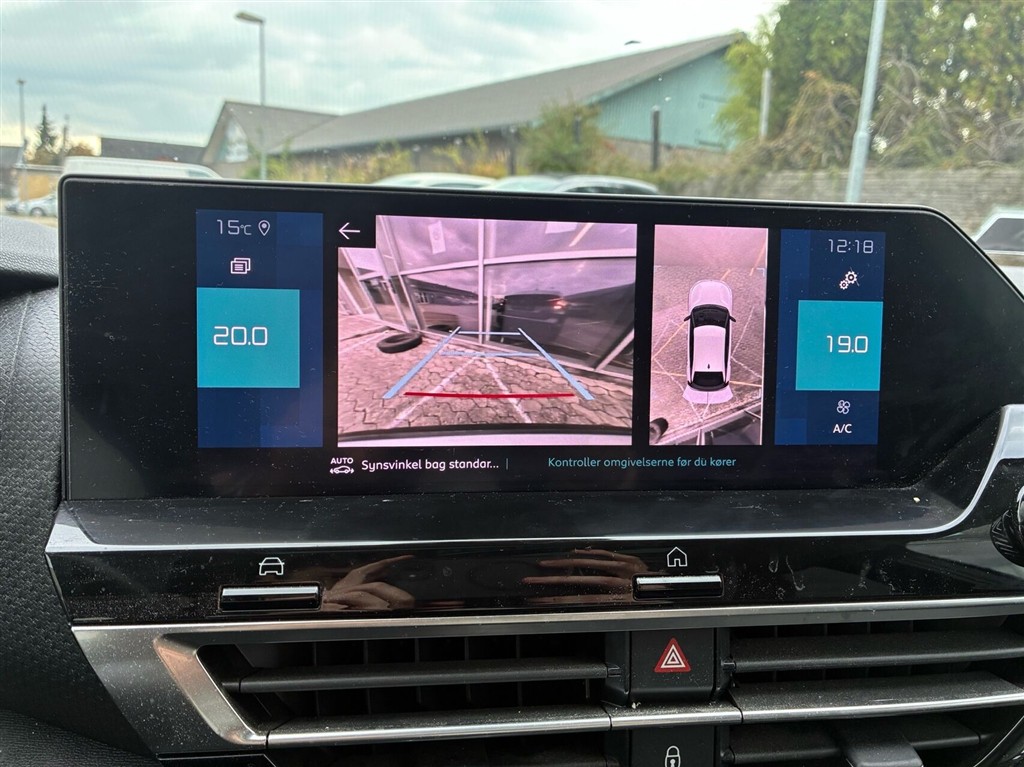 Citroën e-C4 X EL Palais Sky 136HK 5d Aut. - Image 5