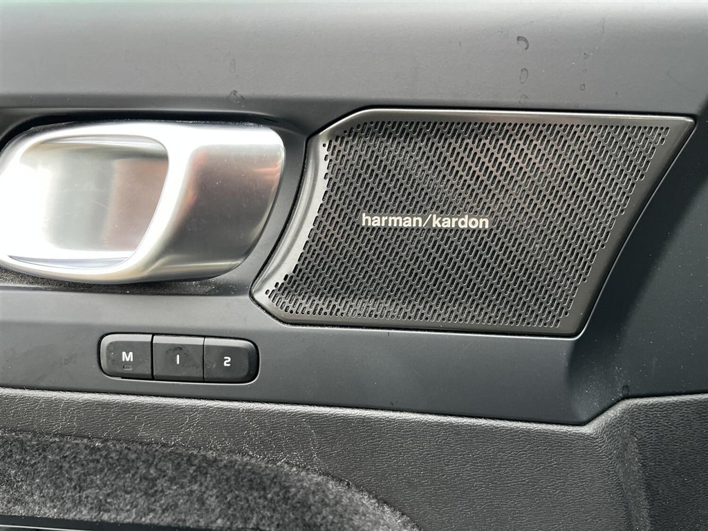 Volvo XC40 P6 Recharge Ultimate 231HK 5d Aut. - Image 17