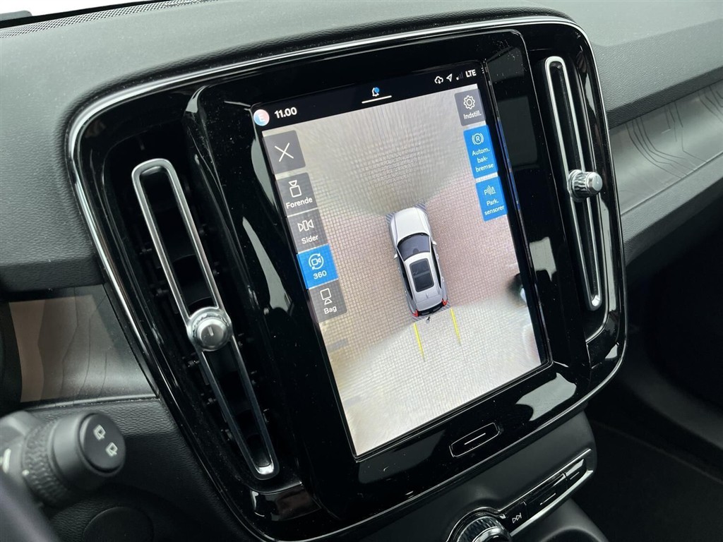 Volvo XC40 P6 Recharge Ultimate 231HK 5d Aut. - Image 18