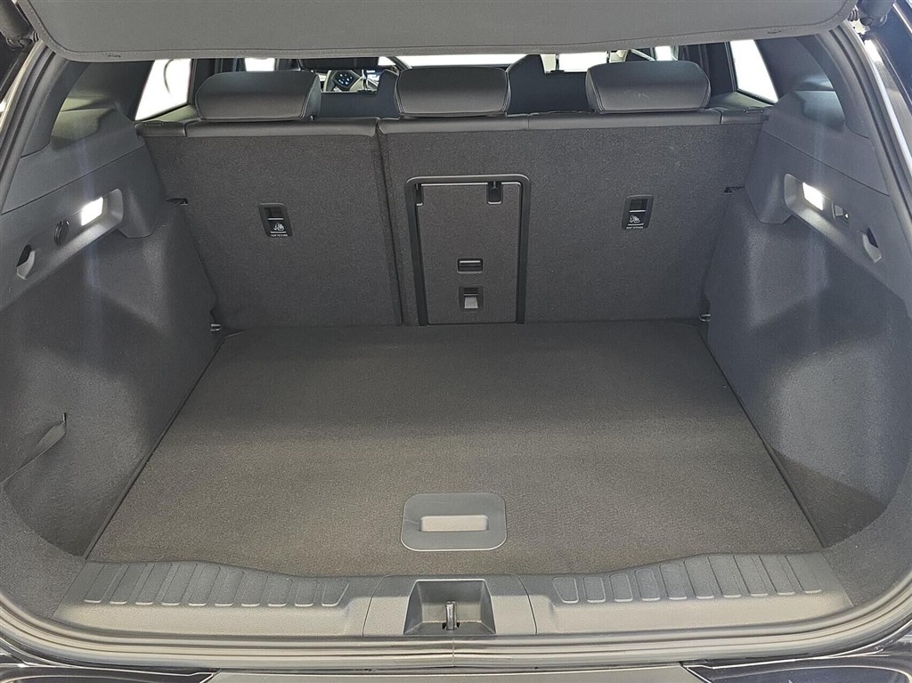 Ford Explorer EL UR Premium RWD 286HK 5d Aut. - Image 13