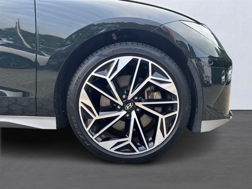 Hyundai Ioniq 6 Electric 77,4 kWh Ultimate 229HK Aut. - Image 9