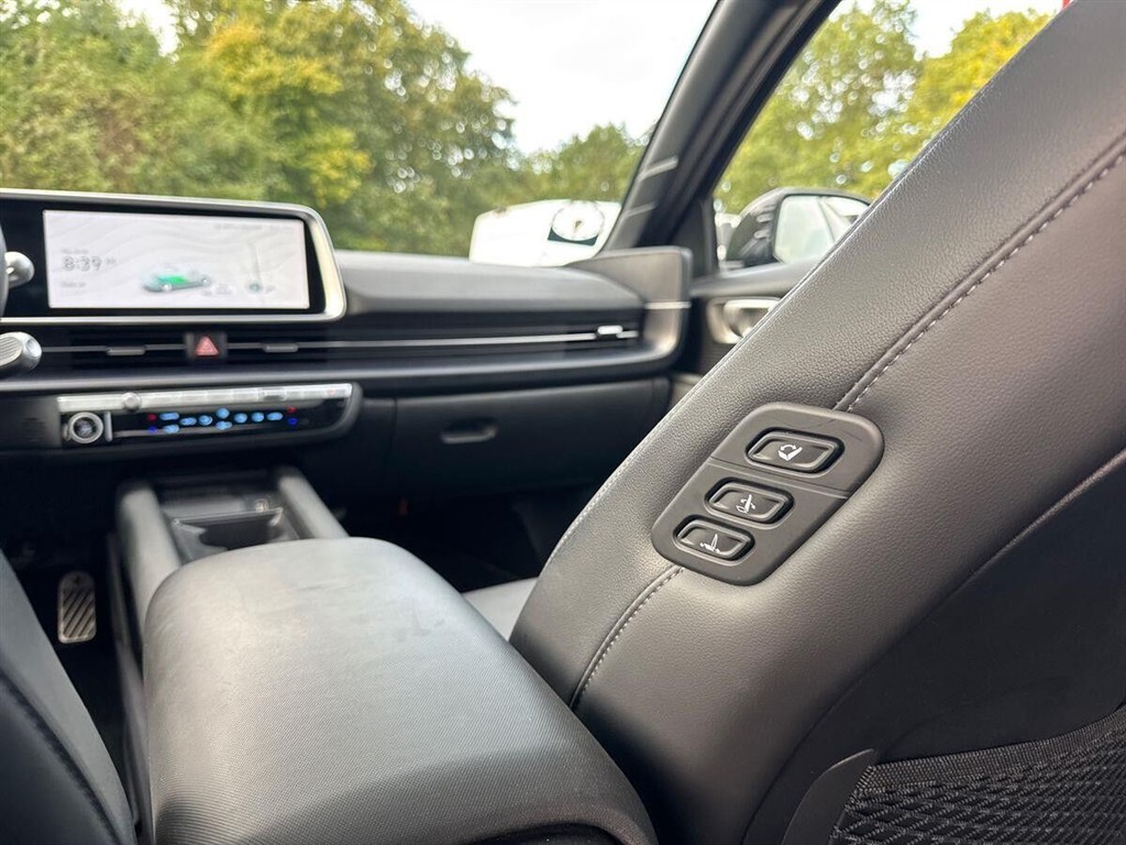 Hyundai Ioniq 6 Electric 77,4 kWh Ultimate 229HK Aut. - Image 18