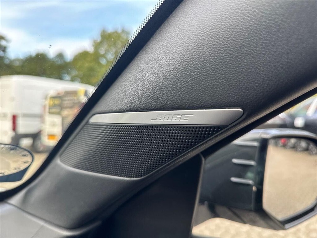 Hyundai Ioniq 6 Electric 77,4 kWh Ultimate 229HK Aut. - Image 21