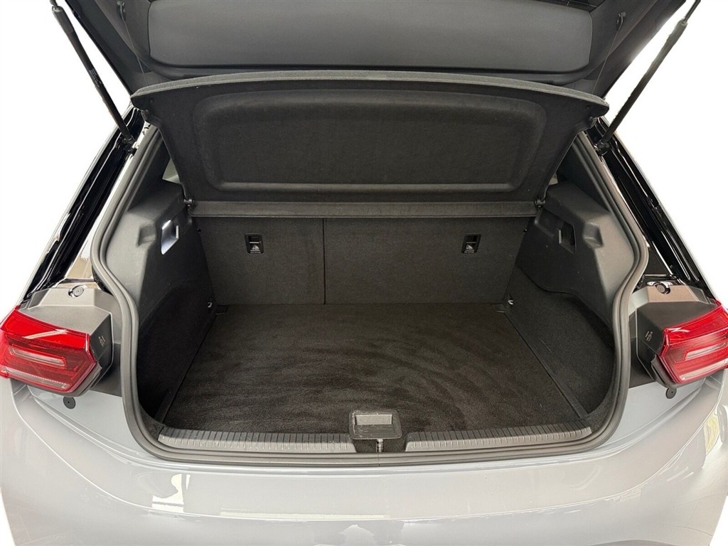 VW ID.3 EL Pro Performance Business 204HK 5d Aut. - Image 16