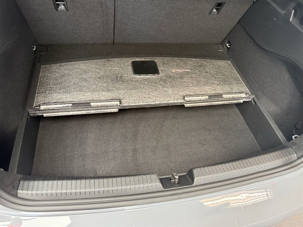 VW ID.3 EL Pro Performance Business 204HK 5d Aut. - Image 17