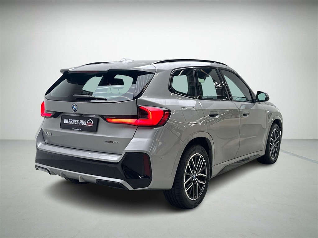 BMW iX1 eDrive20 EL M-Sport 204HK 5d Aut. - Image 2