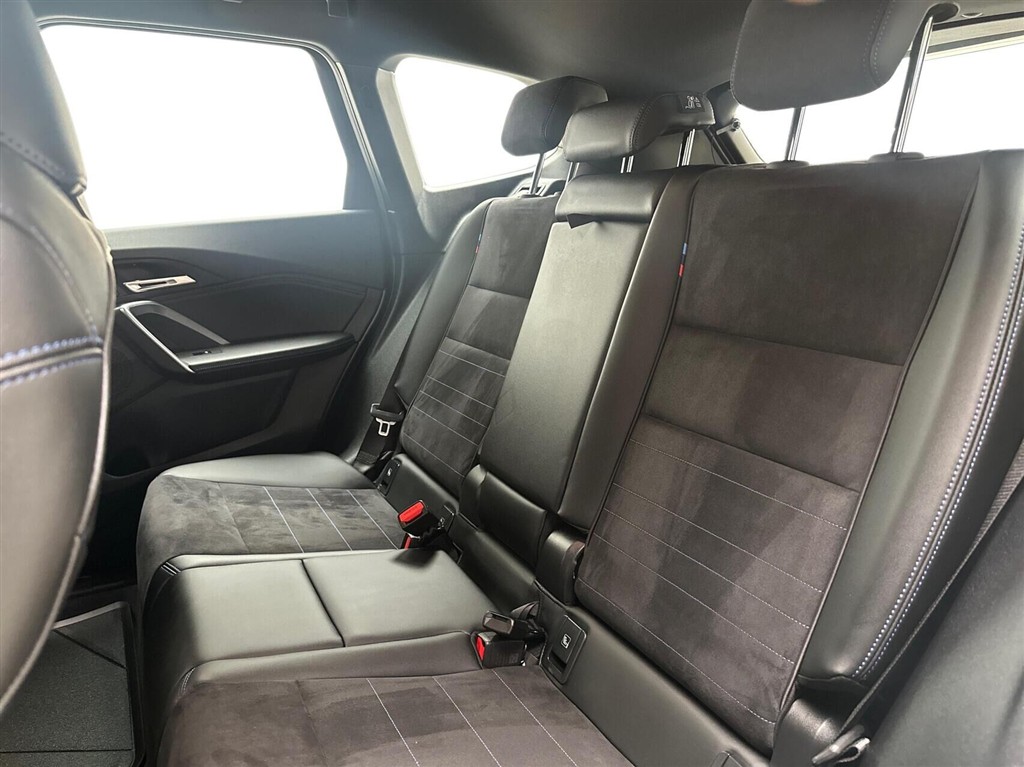 BMW iX1 eDrive20 EL M-Sport 204HK 5d Aut. - Image 13