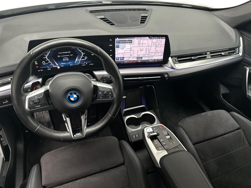 BMW iX1 xDrive30 EL M-Sport 4x4 313HK 5d Aut. - Image 4