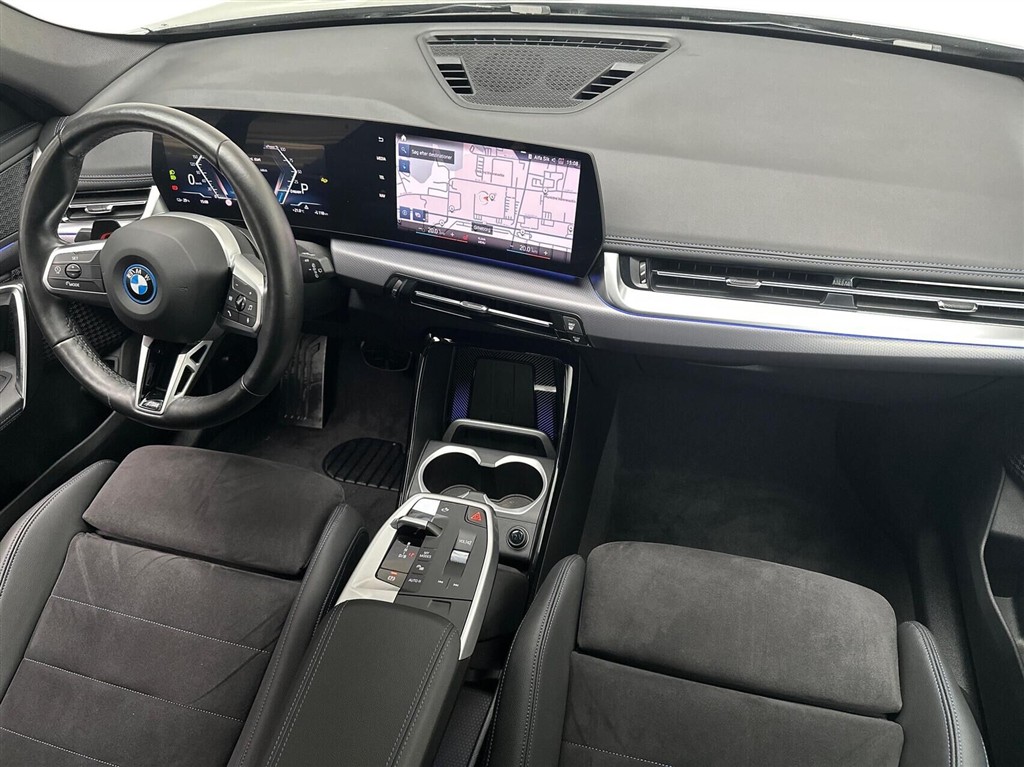 BMW iX1 xDrive30 EL M-Sport 4x4 313HK 5d Aut. - Image 11