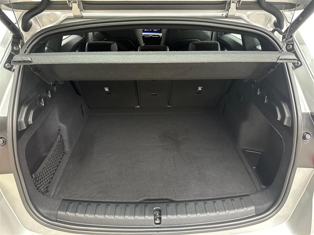 BMW iX1 xDrive30 EL M-Sport 4x4 313HK 5d Aut. - Image 14