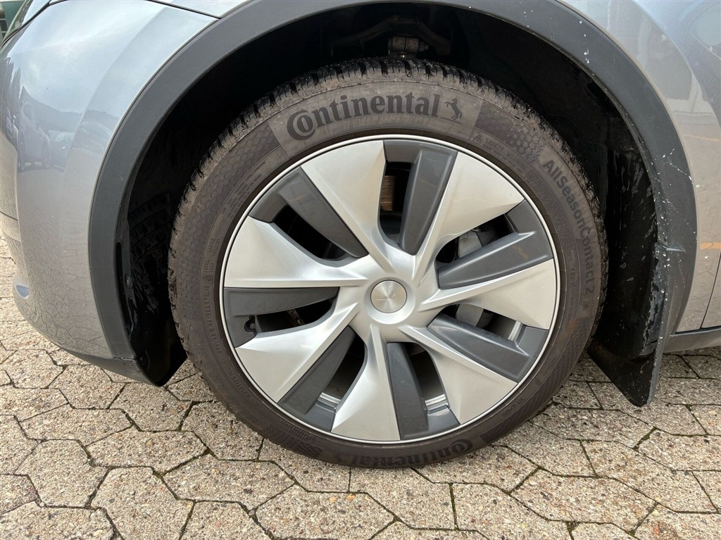 Tesla Model Y EL Long Range AWD 514HK 5d Aut. - Image 6