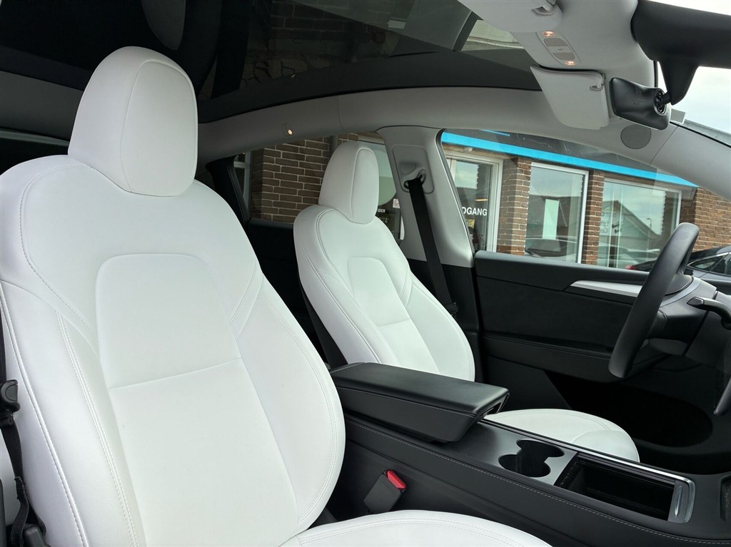 Tesla Model Y EL Long Range AWD 514HK 5d Aut. - Image 8