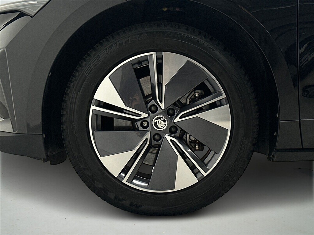 Skoda Enyaq 85x iV 4x4 286HK 5d Aut. - Image 9