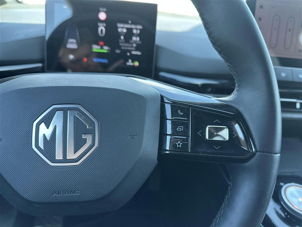 MG MG4 Electric EL Comfort 204HK 5d Aut. - Image 9
