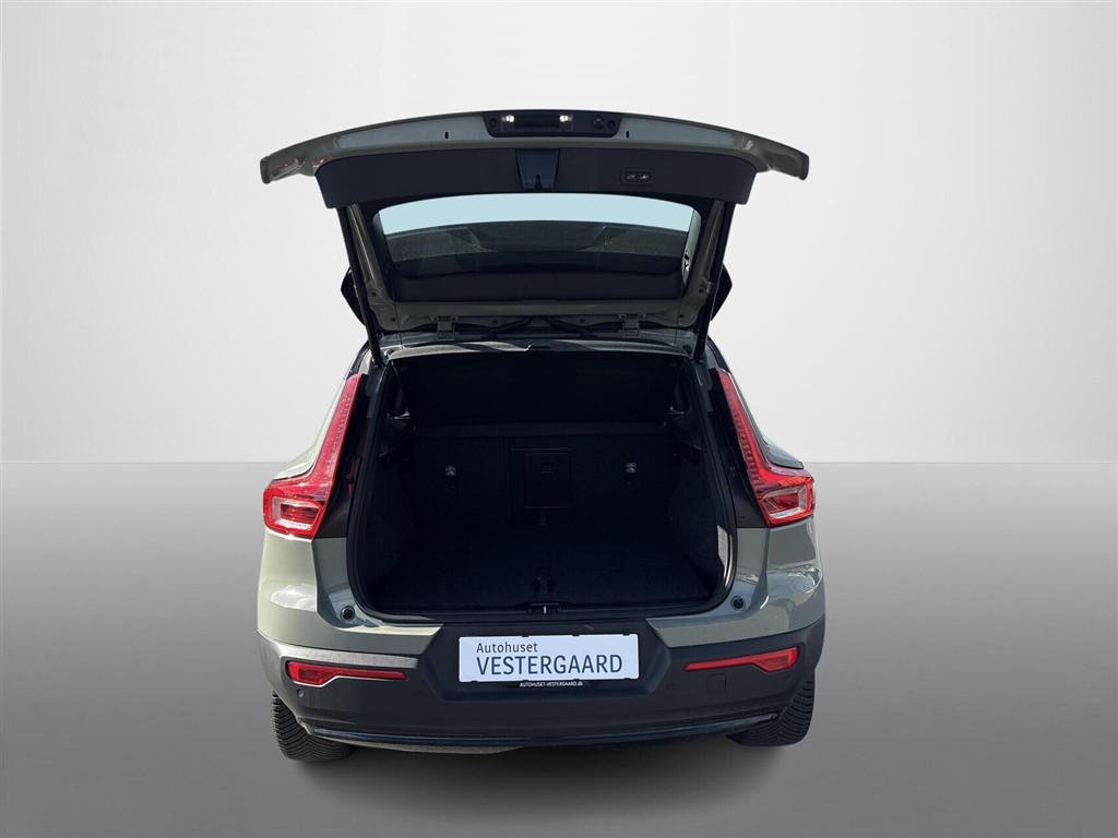 Volvo XC40 Recharge Extended Range Plus 252HK 5d Aut. - Image 17