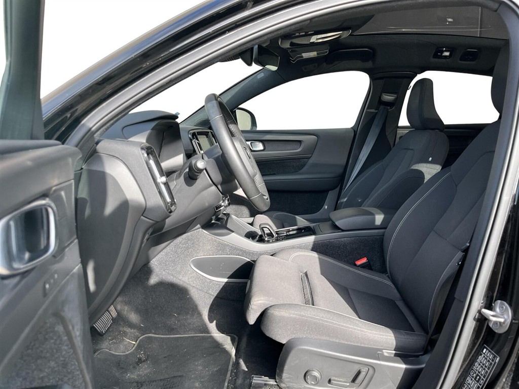 Volvo C40 P8 Recharge Twin Ultimate AWD 408HK 4d Aut. - Image 6
