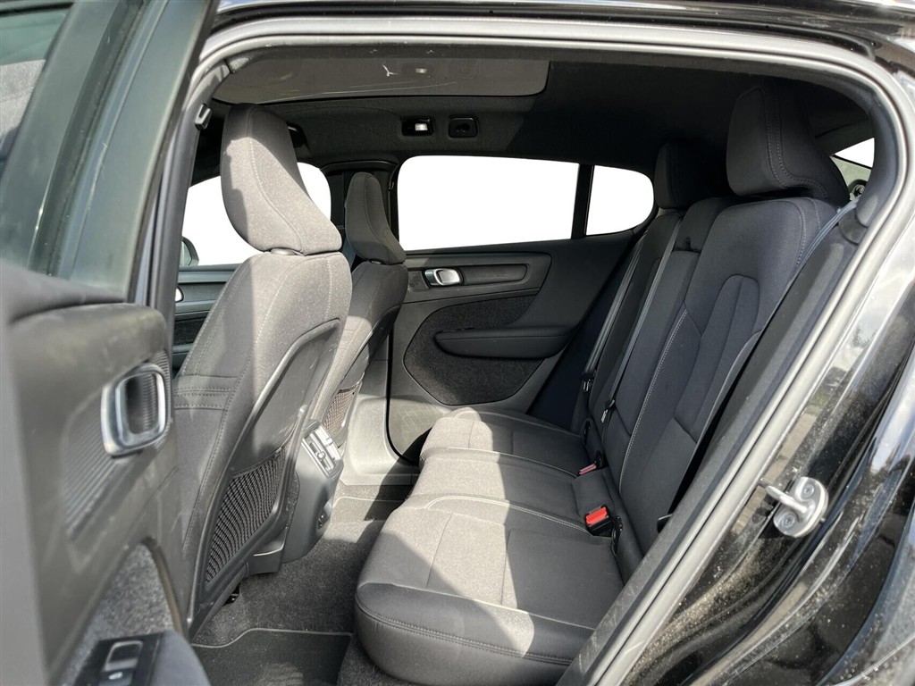 Volvo C40 P8 Recharge Twin Ultimate AWD 408HK 4d Aut. - Image 7