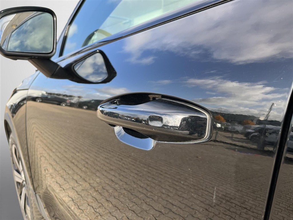 Volvo C40 P8 Recharge Twin Ultimate AWD 408HK 4d Aut. - Image 9