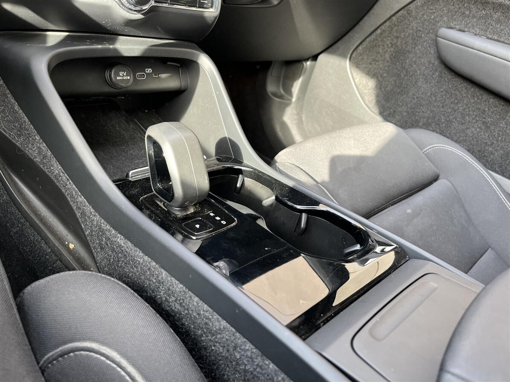 Volvo C40 P8 Recharge Twin Ultimate AWD 408HK 4d Aut. - Image 13