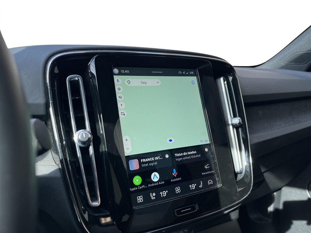 Volvo C40 P8 Recharge Twin Ultimate AWD 408HK 4d Aut. - Image 14