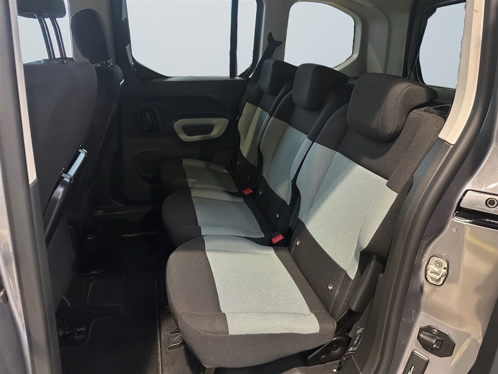 Citroën e-Berlingo EL Feel 136HK Aut. - Image 14