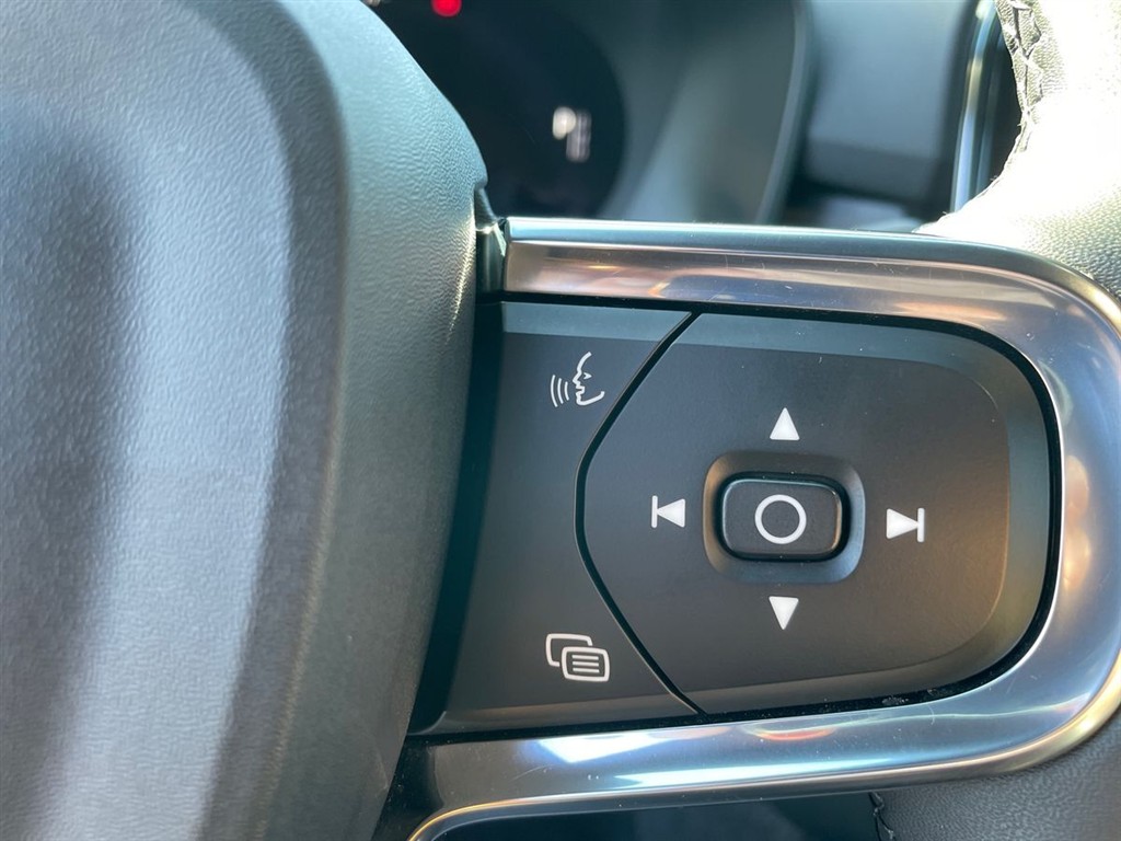 Volvo XC40 P6 Recharge Plus 231HK 5d Aut. - Image 16