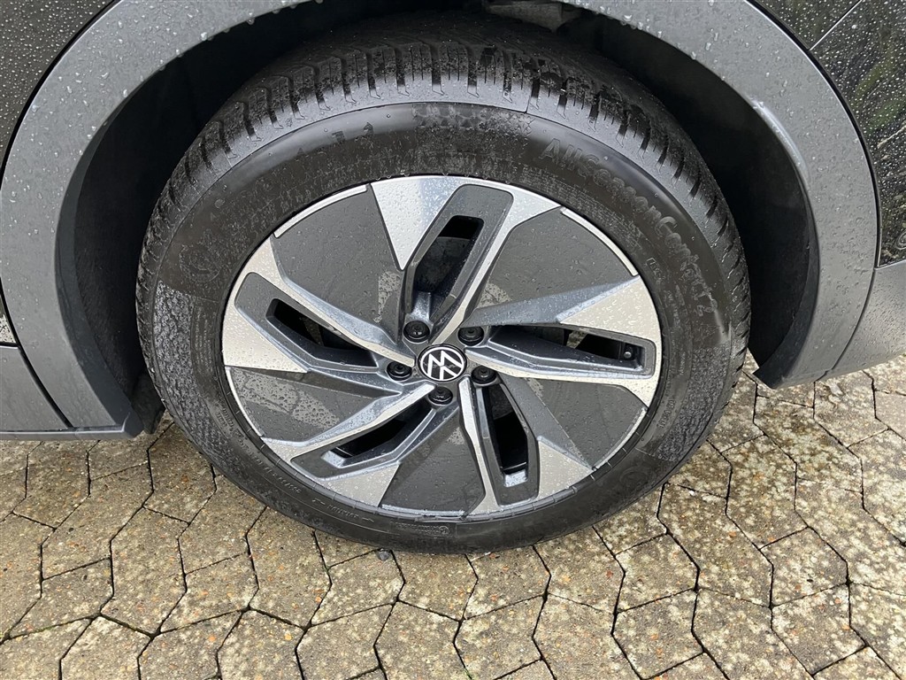 VW ID.4 EL Pro Performance 204HK 5d Aut. - Image 5