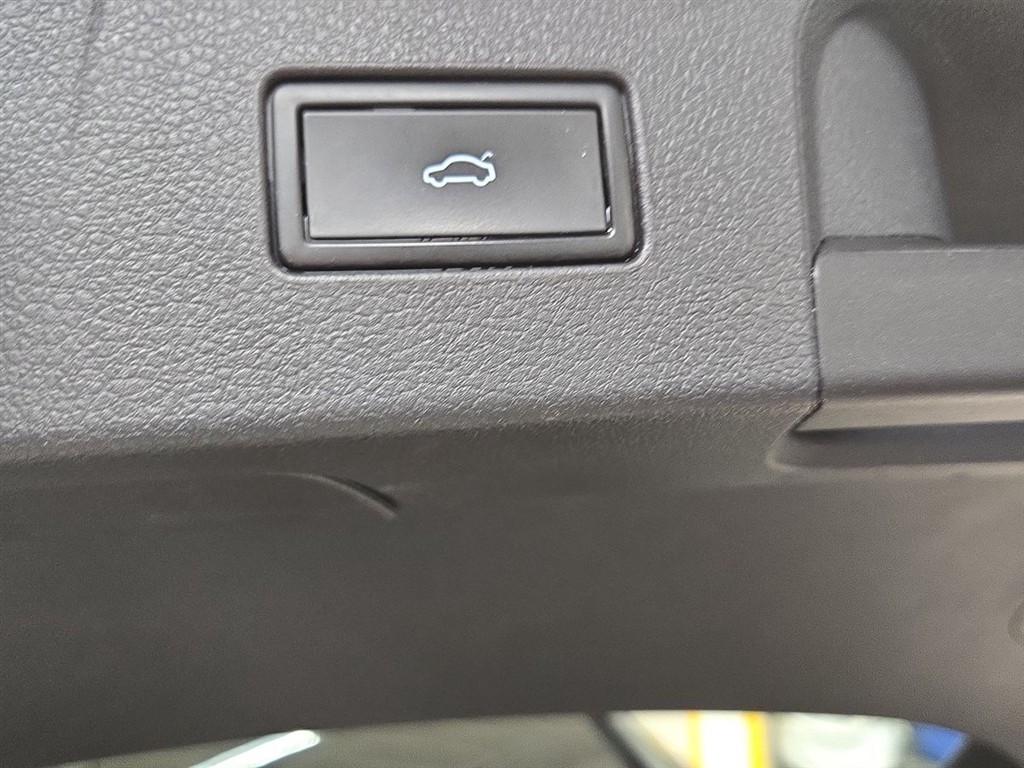 VW Passat Variant 1,4 TSI Plugin-hybrid GTE HIGH DSG 218HK Stc 6g Aut. - Image 18