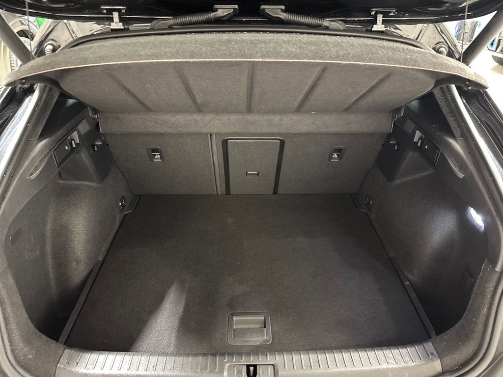 Cupra Formentor 2,0 TSI VZ 4X4 DSG 310HK 5d 7g Aut. - Image 13