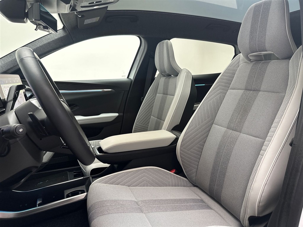 Renault Scénic E-TECH Iconic 220HK Aut. - Image 19