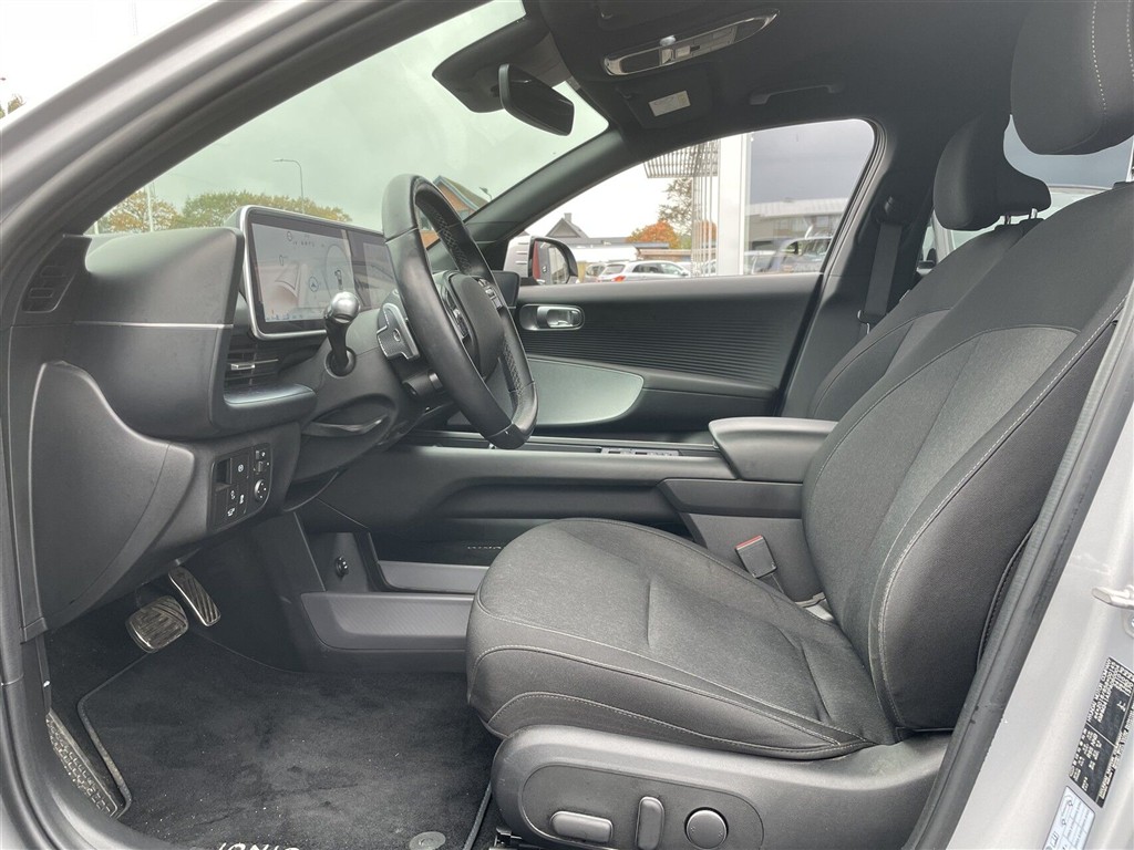 Hyundai Ioniq 6 Electric 77,4 kWh Advanced 229HK Aut. - Image 7