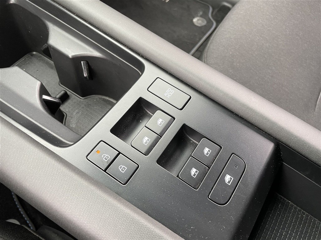 Hyundai Ioniq 6 Electric 77,4 kWh Advanced 229HK Aut. - Image 20