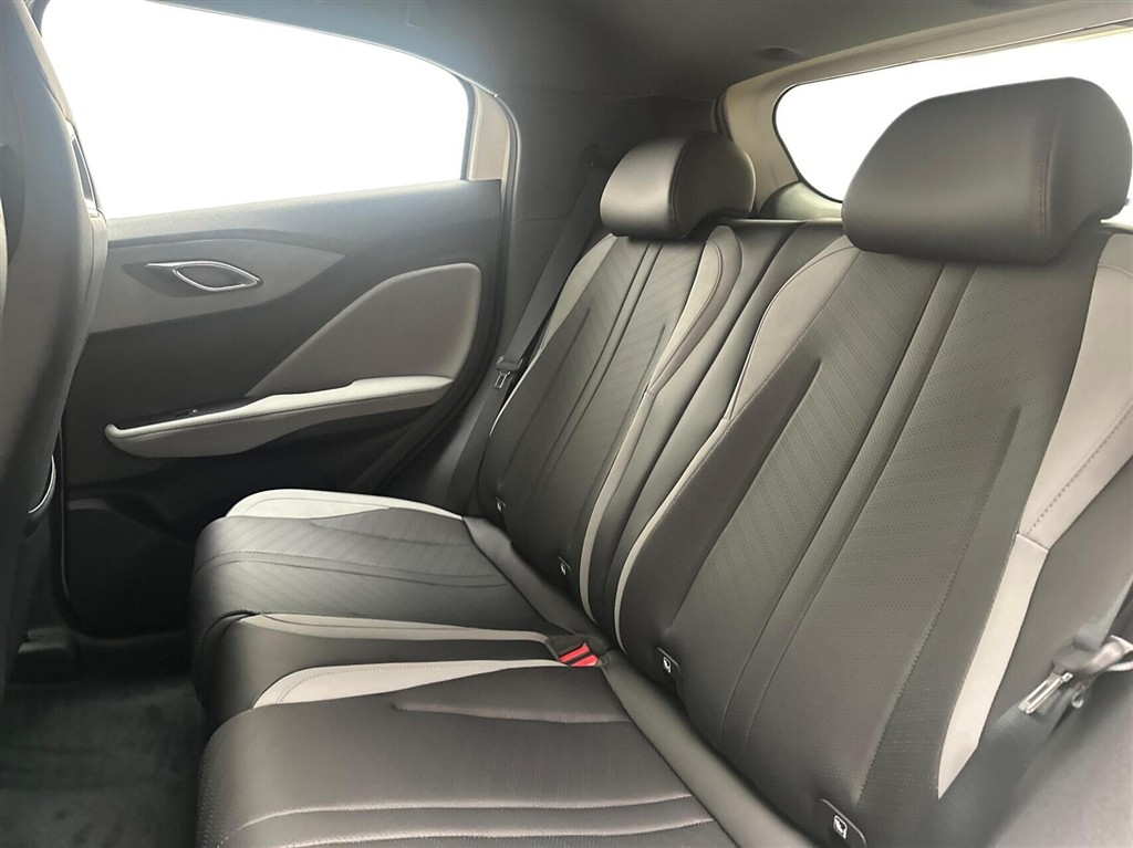 BYD Dolphin Surf EL Boost 88HK Aut. - Image 13