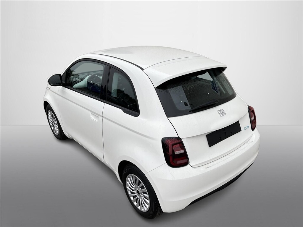 Fiat 500e EL Action 95HK 3d Aut. - Image 8