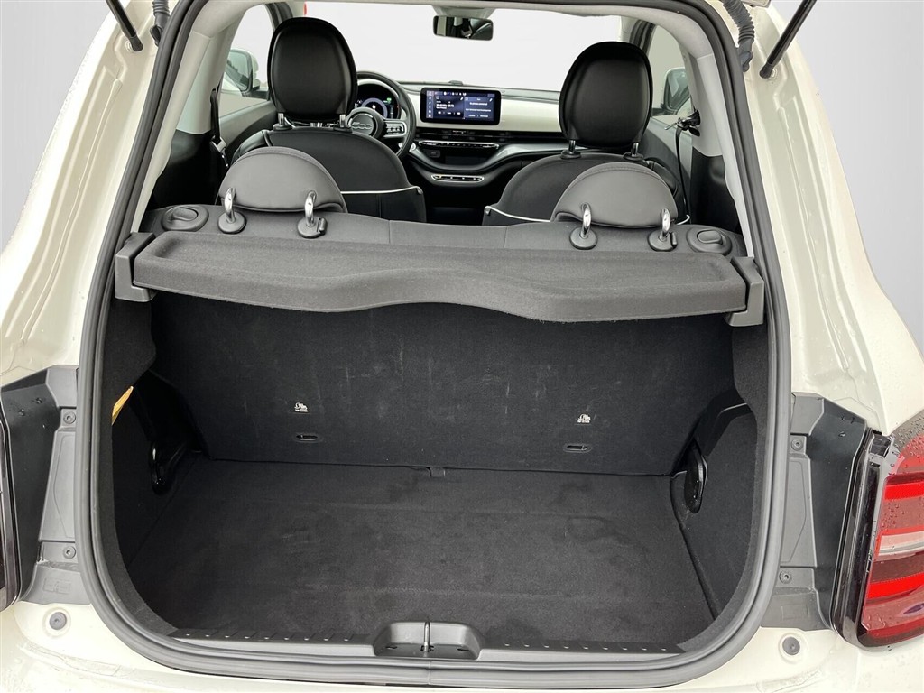 Fiat 500e EL Action 95HK 3d Aut. - Image 9