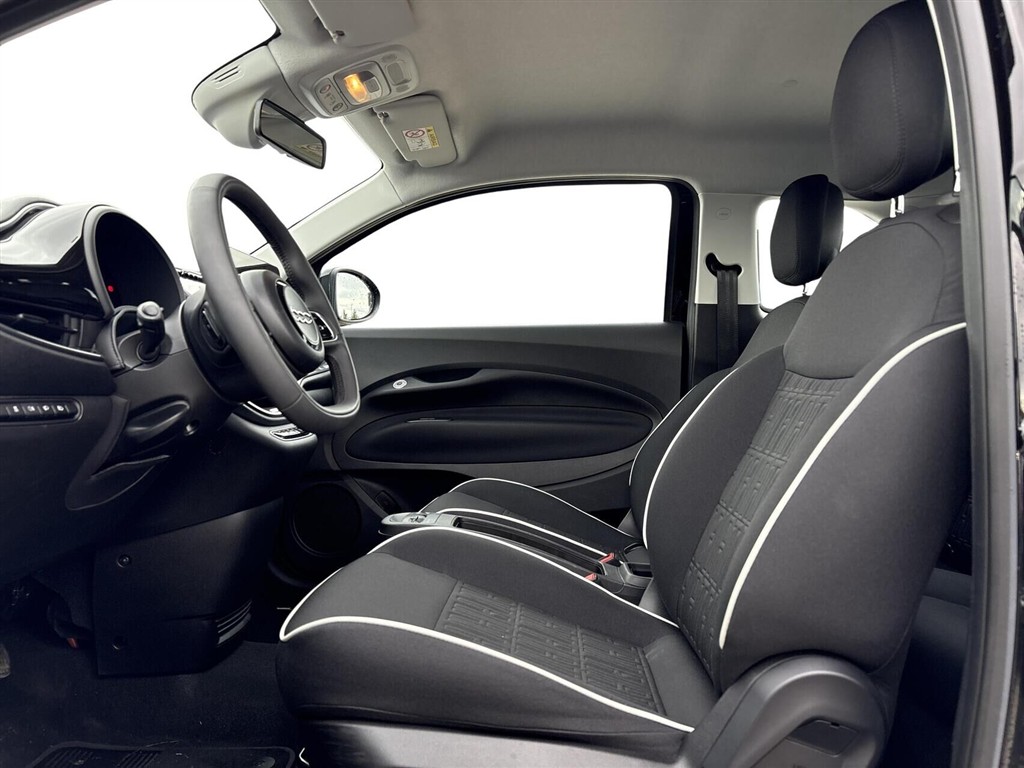 Fiat 500e EL Action 95HK 3d Aut. - Image 4