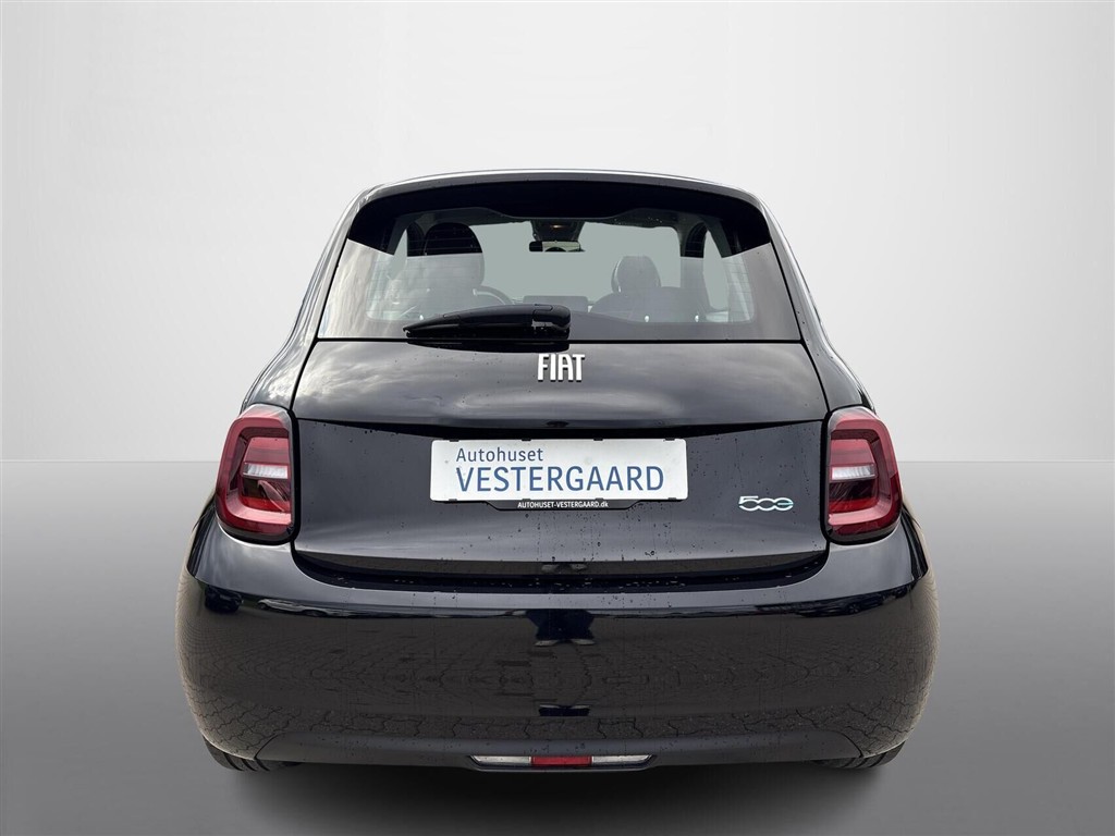 Fiat 500e EL Action 95HK 3d Aut. - Image 8