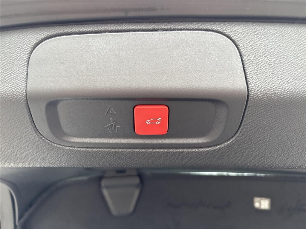 Peugeot e-408 EL GT 210HK 5d Aut. - Image 8