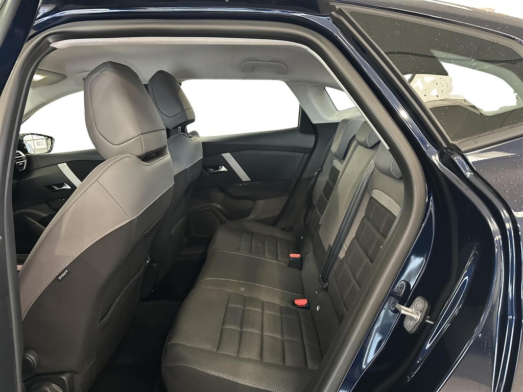 Citroën e-C4 X EL Shine 136HK 5d Aut. - Image 5