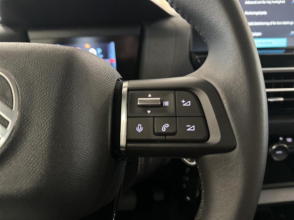 Citroën e-C4 X EL Shine 136HK 5d Aut. - Image 8