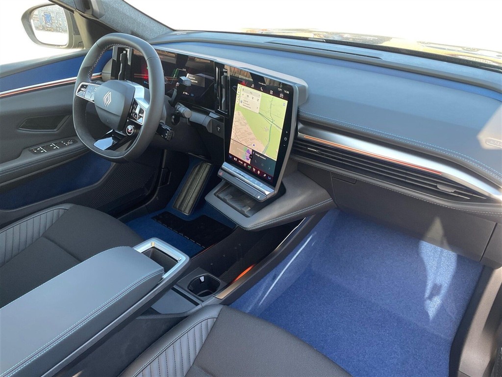 Renault Scénic E-TECH Esprit Alpine 220HK Aut. - Image 16