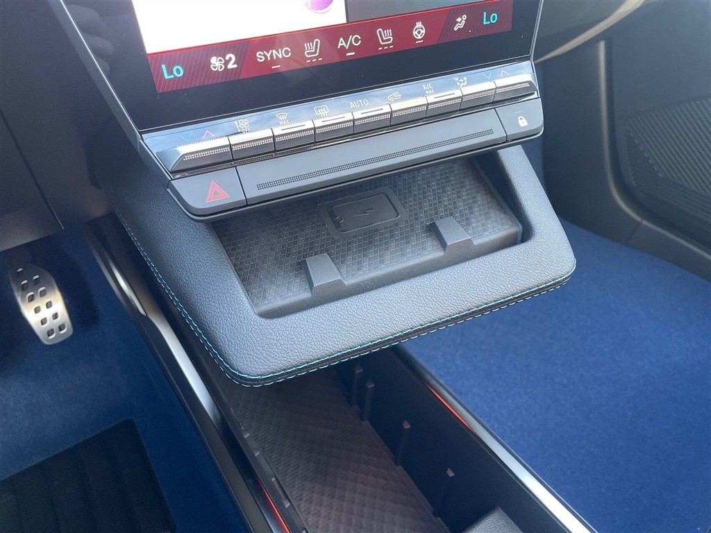 Renault Scénic E-TECH Esprit Alpine 220HK Aut. - Image 21